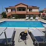 Villa Anda Zara