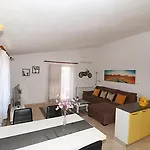 Anda Villa *