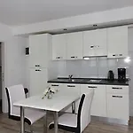 Anda Villa