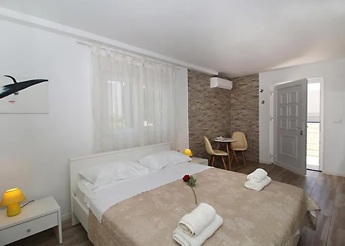 Anda וילה זאדאר