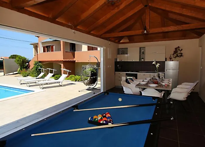 Anda וילה זאדאר