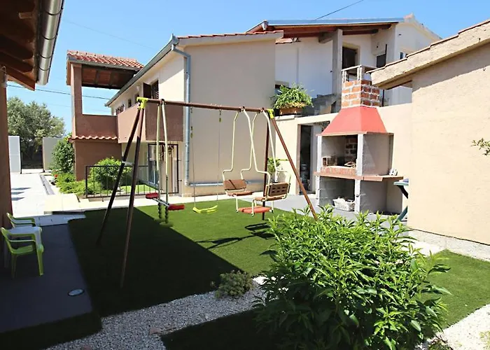 וילה Anda זאדאר